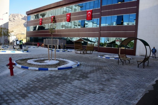 Doktor Hakan Yurtkuran parkı hizmete açıldı