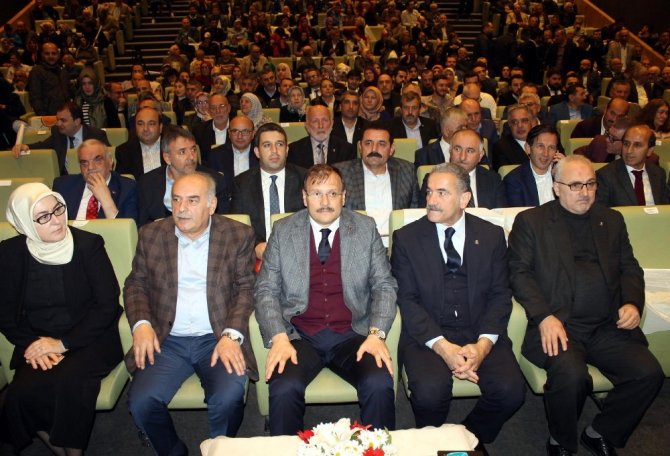 Başbakan Yardımcısı Hakan Çavuşoğlu muhalefeti topa tuttu