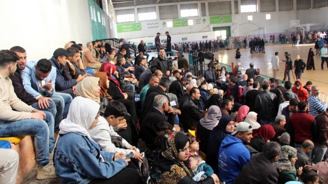 Refah Sınır Kapısı, Filistin yönetiminin kontrolünde geçişlere açıldı