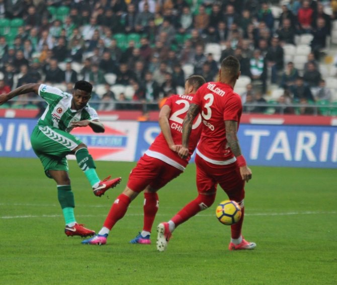 Süper Lig: Atiker Konyaspor: 0 - Antalyaspor: 0 (İlk yarı)