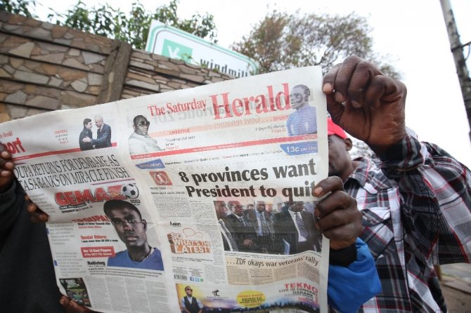 Mugabe’ye istifa çağrısı