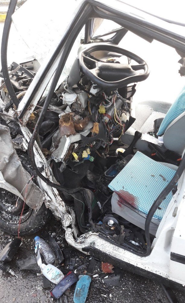Manisa’da trafik kazası: 1 ölü, 2 yaralı