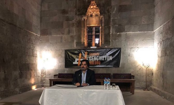 Dr. Küçükyılmaz Erzurum’da 15 Temmuz’u anlattı