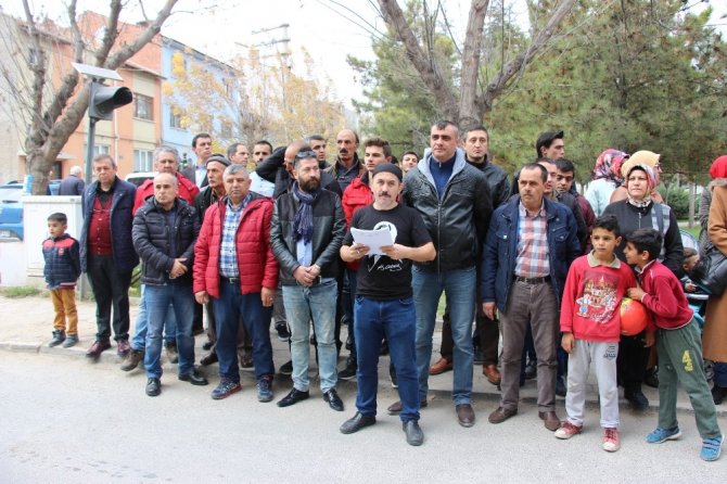 Şirintepeliler, Büyükşehir Belediyesinin ilgisizliğine isyan etti
