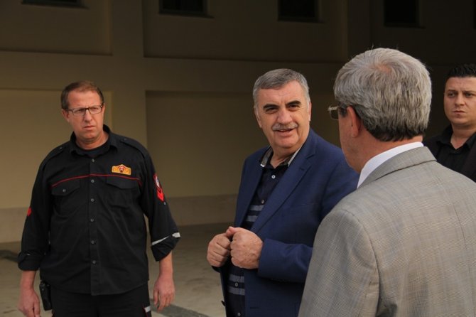 Başkan Toçoğlu, Akyazı’da ziyaretlerde bulundu