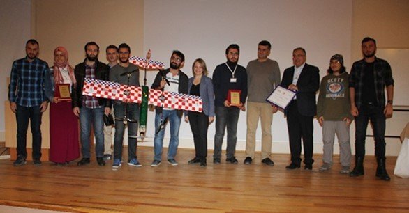 İnsansız Hava Aracı Yarışmasından NEÜ’lü mühendis adaylarına ödül