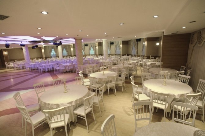 Yenimahalle Belediyesinden modern düğün salonları