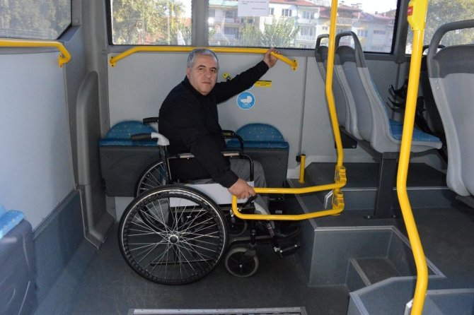 Başkan Gürlesin’den engellilere otobüs desteği