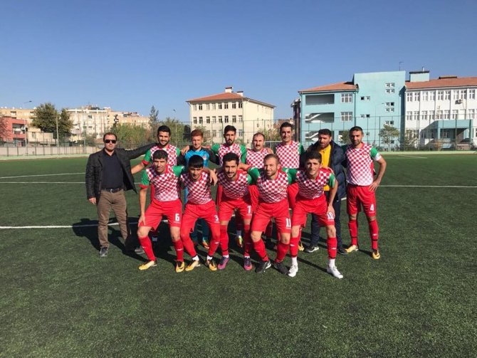 Pasur Belediyespor, Diyarbakır Futbol Kulüb Spor’u gol yağmuruna tuttu