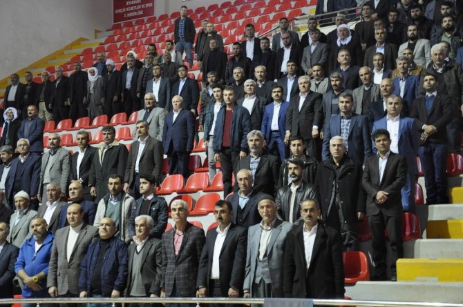 3 bin yıllık aşiretin üyeleri ilk kez Diyarbakır’da bir araya geldi