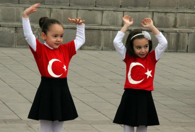 Yozgat’ta Dünya Çocuk Hakları Günü kutlandı