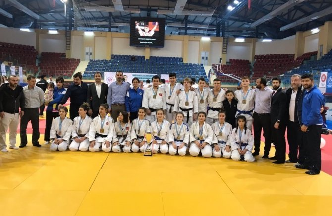 Ümitler Judo 1. Lig şampiyonu Kağıtspor oldu