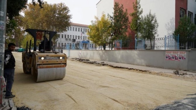 Yavuz Selim mahallesinde asfalt ve alt yapı çalışması
