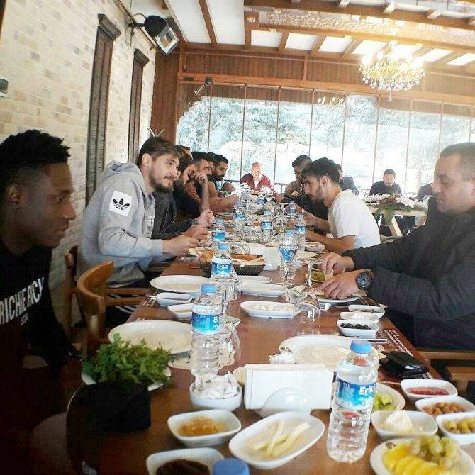 Evkur Yeni Malatyaspor, Beşiktaş maçı öncesi moral depoluyor