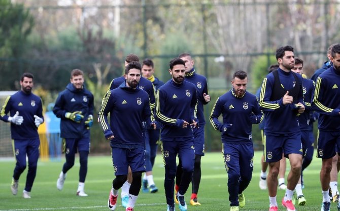 Fenerbahçe, Antalyaspor maçı hazırlıklarını sürdürdü