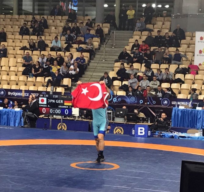 Burhan Akbudak, Dünya şampiyonu oldu