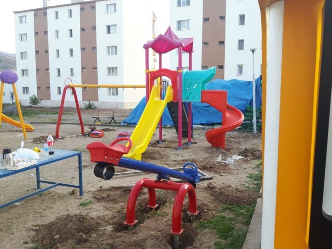 Sözlü’den Tunceli polis lojmanlarına oyun parkı