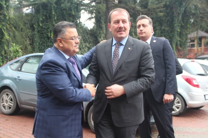AK Parti Genel Başkan Yardımcısı Karacan’dan Başkan Yağcı’ya ziyaret