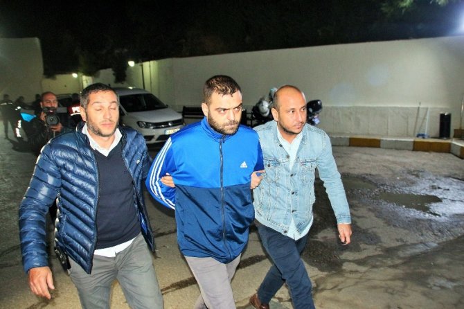 İzmir’de işlenen cinayetin zanlıları Bodrum’da Özel harekat polislerince yakalandı