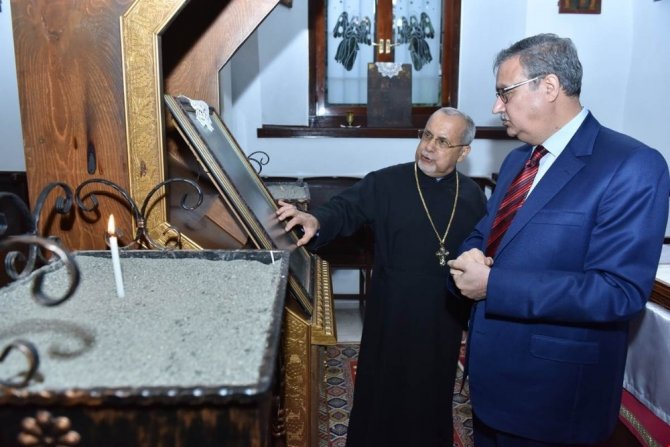 Vali Su, Ortodoks Kilisesini ziyaret etti