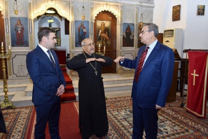 Vali Su, Ortodoks Kilisesini ziyaret etti