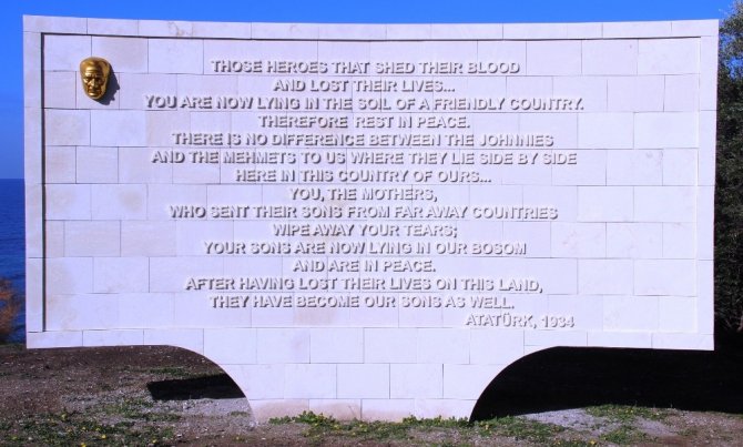 Atatürk’ün Anzaklar için söylediği sözlerin bulunduğu kitabe yenilendi