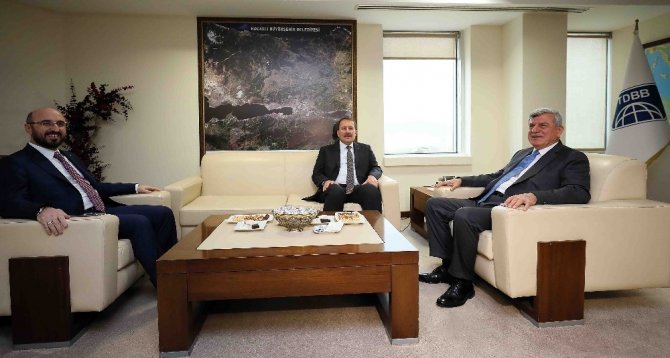 Başkan Karaosmanoğlu, AK Parti Genel Başkan Yardımcısı Karacan’ı ağırladı