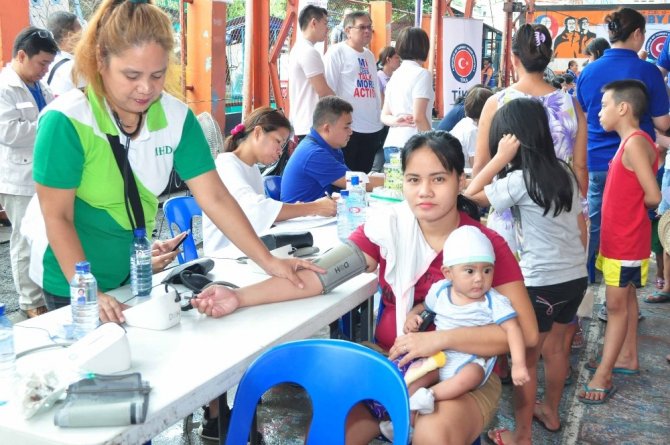 Filipinler’de halka sağlık taraması
