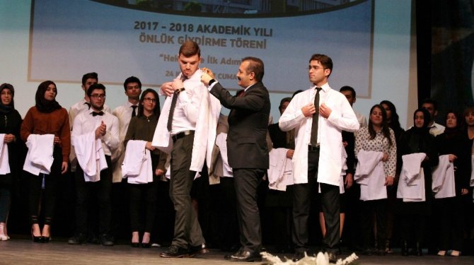 GAÜN’de 74 öğrenci beyaz önlük giydi