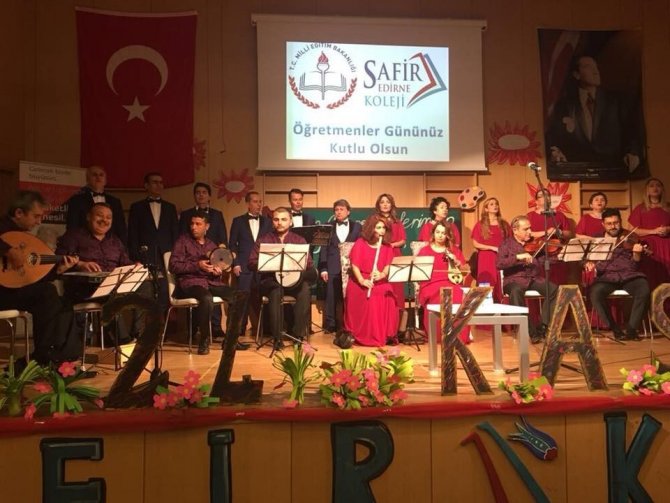 Edirne’de Öğretmenler Günü kutlamaları