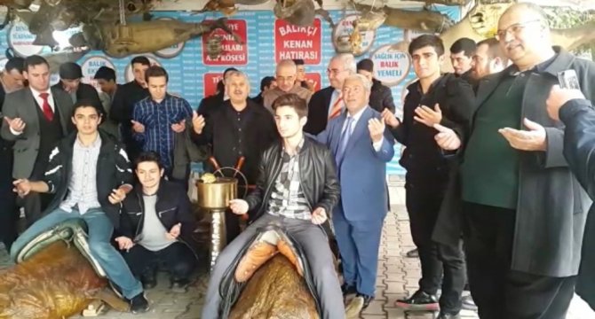 İmam Hatip Lisesi öğrencileri, Türkiye Deniz Canlıları Müzesi’ne hayran kaldı