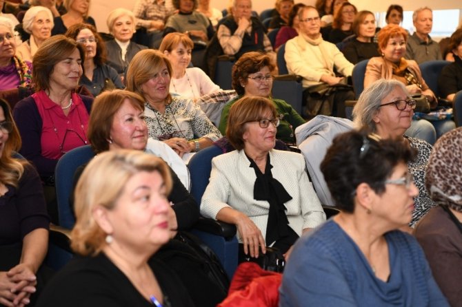 ’Tazelenme Üniversitesi’ Ege Üniversitesinde eğitime başladı