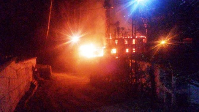 Ordu’da 70 yıllık ahşap cami alevlere teslim oldu