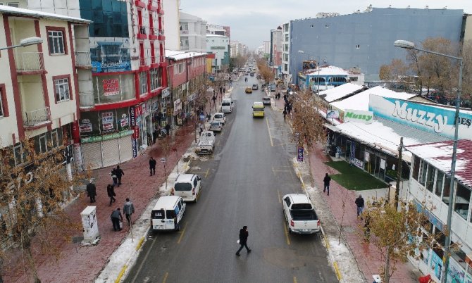 Van’da ‘İskele Caddesi’ sevinci
