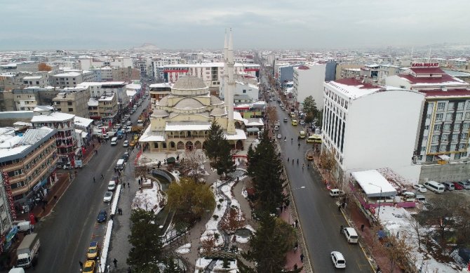 Van’da ‘İskele Caddesi’ sevinci