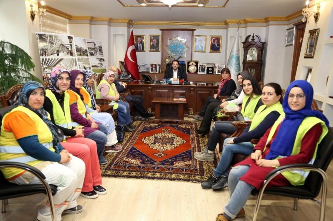 Türkiye’de bir ilke imza atan kadınlar Başkan Yazgı ile buluştu