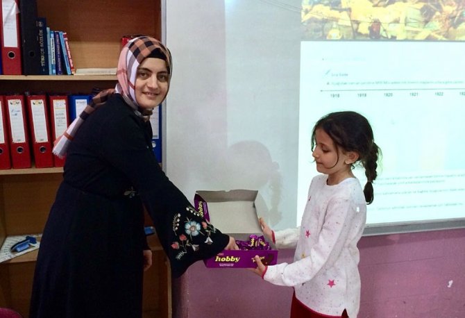 Gömeç’te çocukların kandil sevinci