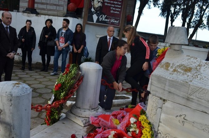 Vatan Şairi Namık Kemal mezarı başında anıldı