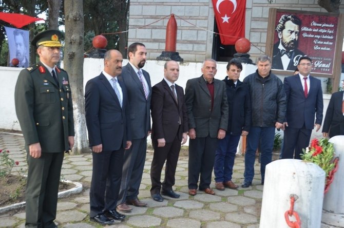 Vatan Şairi Namık Kemal mezarı başında anıldı