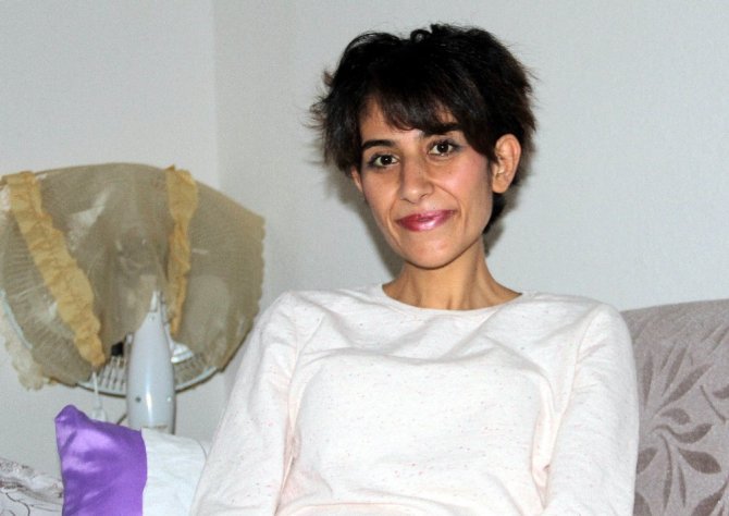 Asena’nın tek umudu ilaçlarını alabilmek