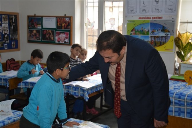 İlçe Milli Eğitim Müdürü Koç, okulları ziyaret etti