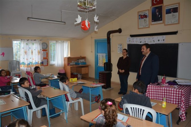 İlçe Milli Eğitim Müdürü Koç, okulları ziyaret etti