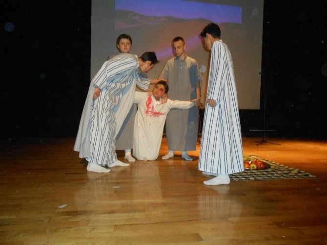 Eskişehir Hızırbey İmam Hatip Ortaokulu’da ’Mevlid-i Nebi’ programı yoğun ilgi gördü