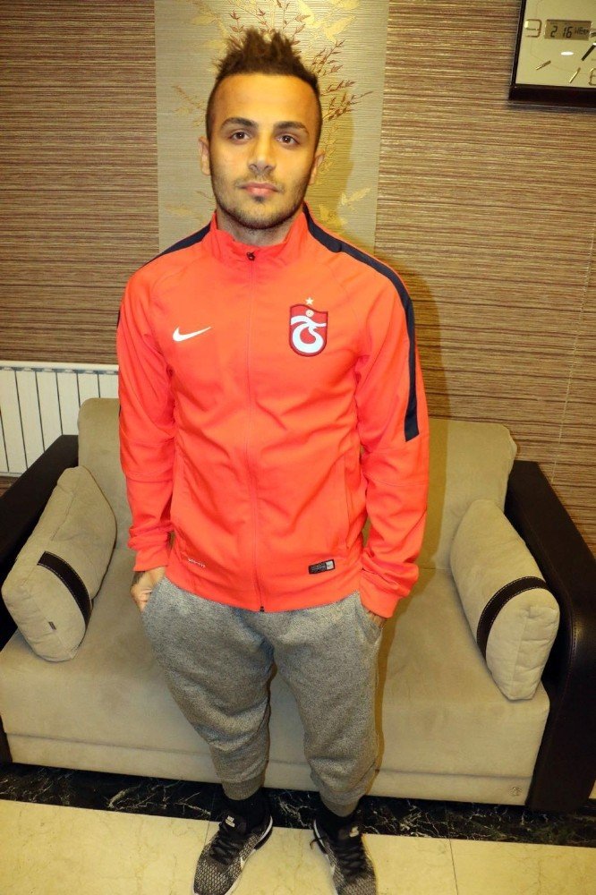 Futbolcu Mertcan Çam ve ailesi şikayetçi oldu