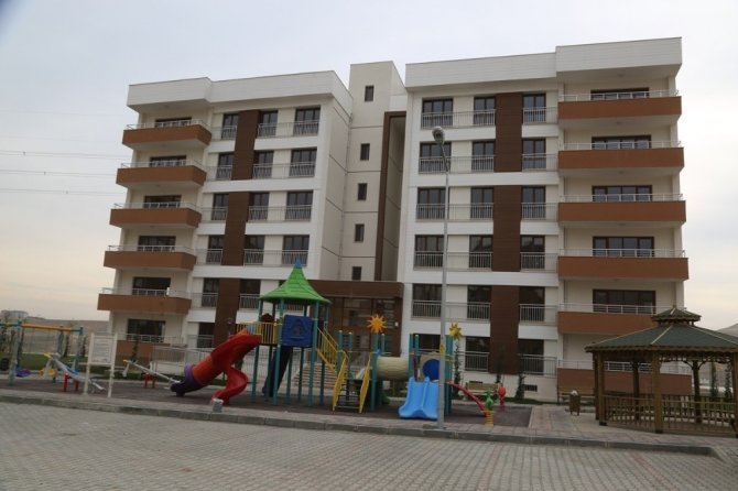 Cizre’de 1’inci etap TOKİ Dirsekli konutları tamamlandı
