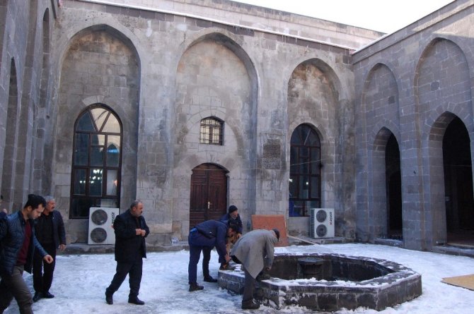 Bitlis Ulu Camii ibadete açıldı