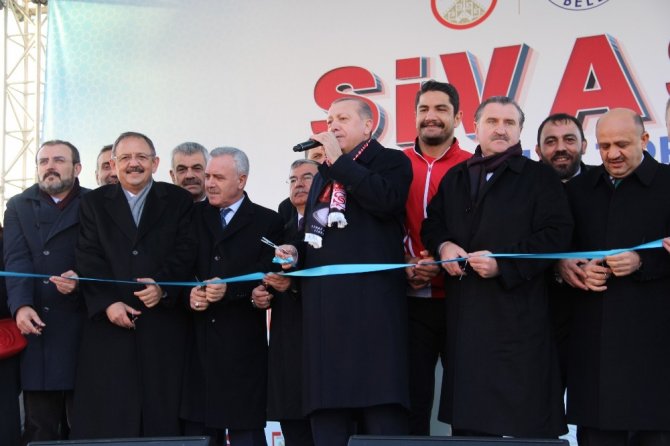 Cumhurbaşkanı Erdoğan, Sivas’ta (2)