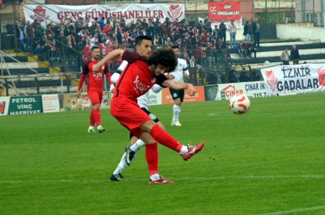 TFF 2. Lig: Nazilli Belediyespor: 1 Gümüşhanespor: 2