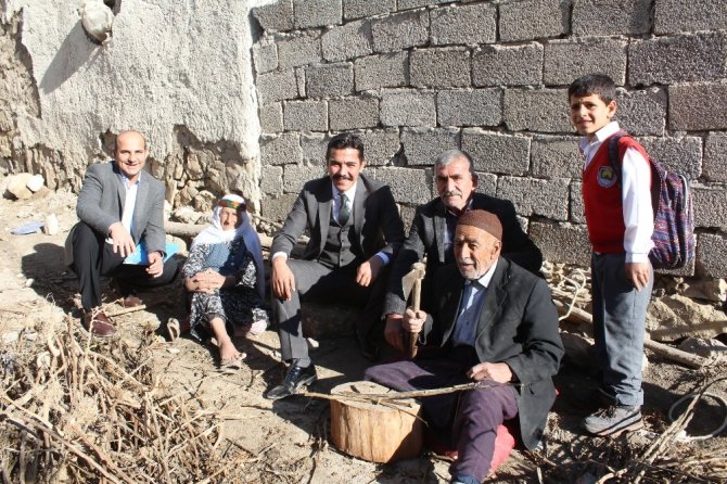 Samsat Kaymakam Vekili Sedat Sezik köylerde incelemelerde bulundu