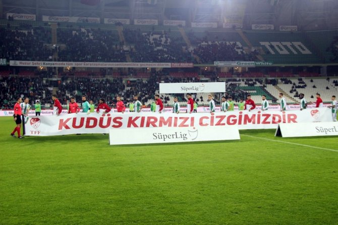 Süper Lig: Atiker Konyaspor: 1 - Kardemir Karabükspor: 0 (İlk yarı)